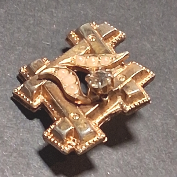 * Vintage Victorian Mourning Pin Brooch Forget Me Not Flower - Picture 3 of 5